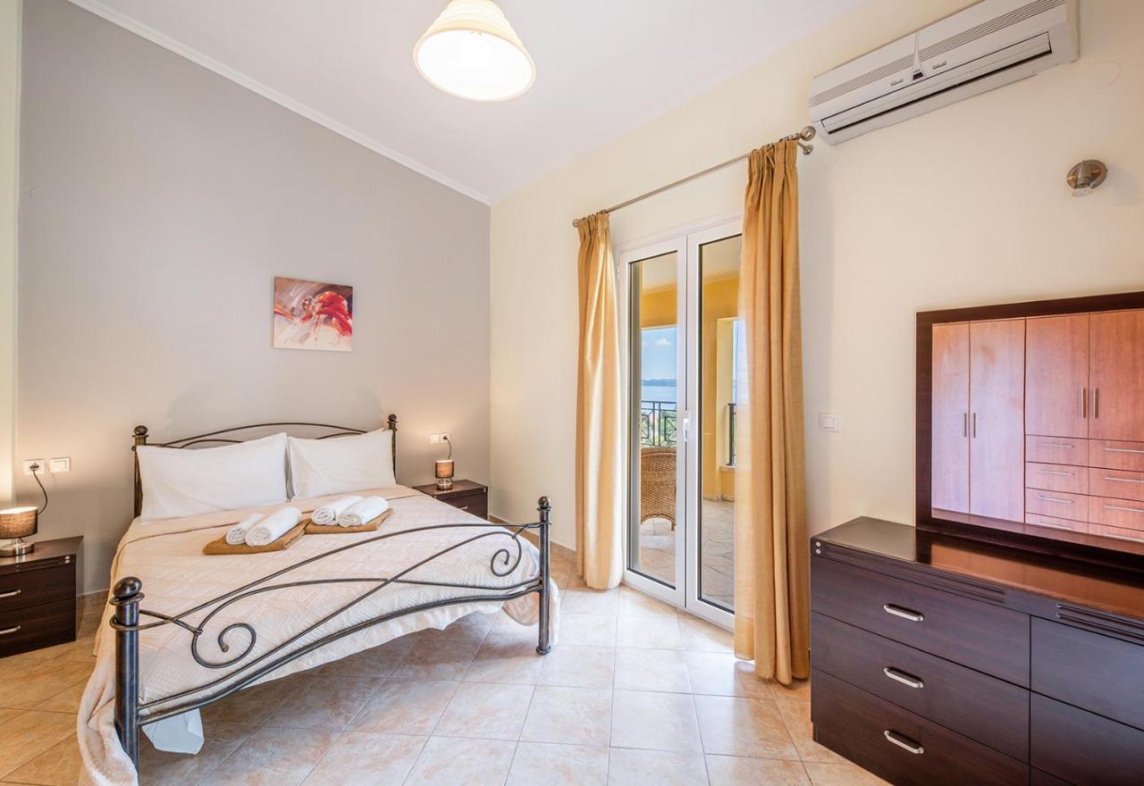 Villa Christina Nisaki  Extérieur photo